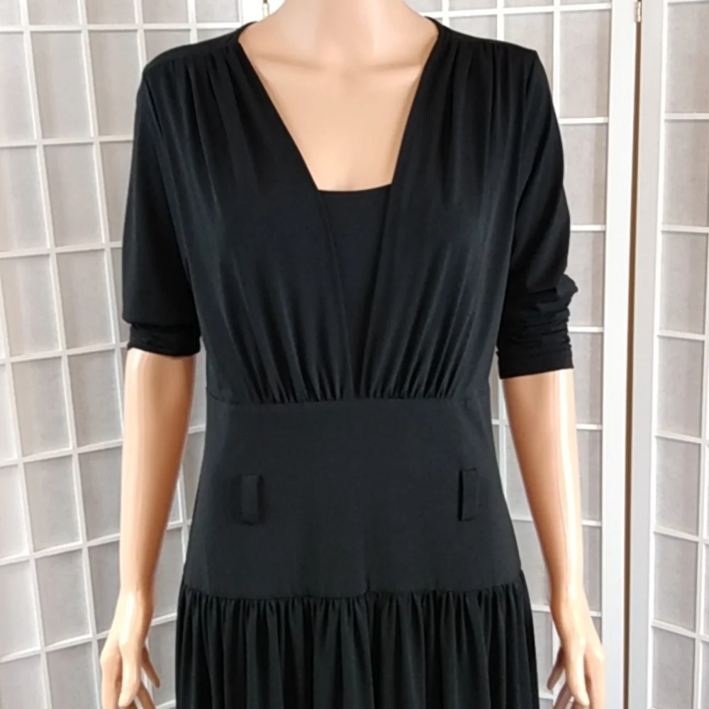 Marc Bouwer Black Pleated Midi Dress Women's‎ Size Small Long Sleeves Knit